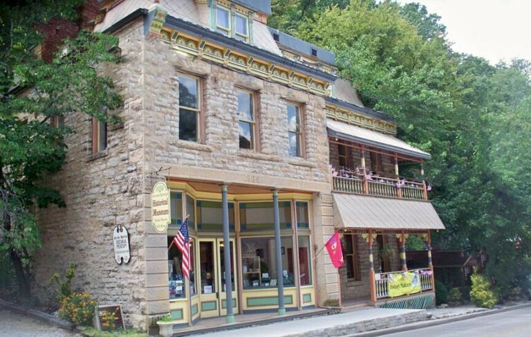 bed and breakfast eureka springs ar
